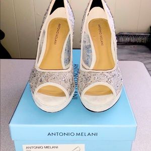 Antonio Melani Eliana Peep-toe heel like new sz7.5